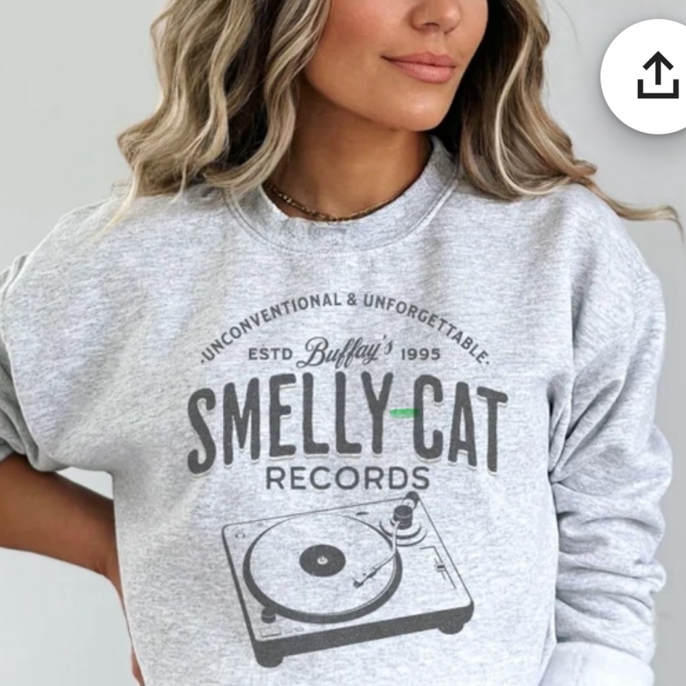FRIENDS Phoebe Buffay Smelly Cat Sweatshirt NEW